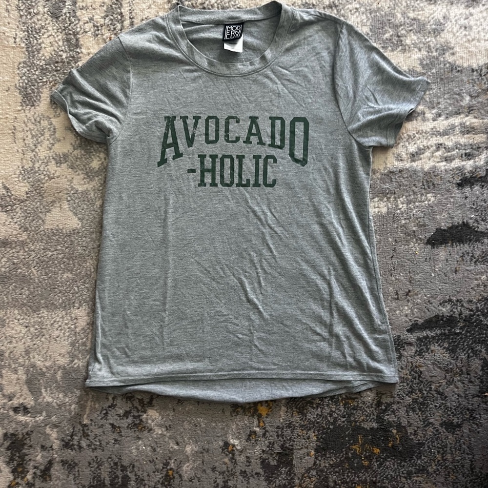 Modern Lux Gray Avocado-holic T-Shirt